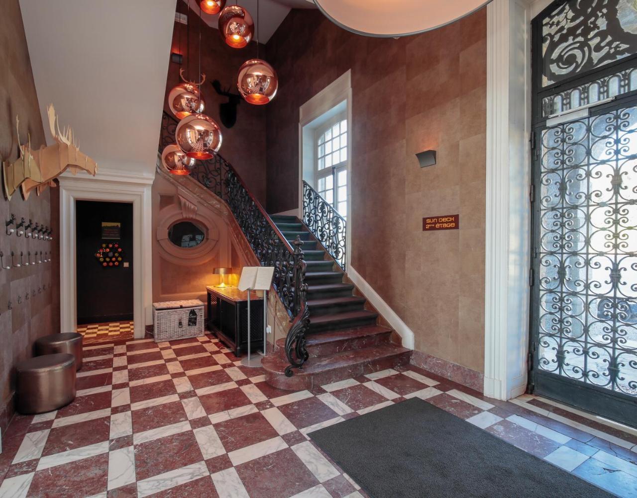 Domaine De Ronchinne - Insolites Maillen エクステリア 写真